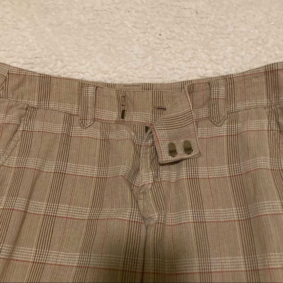 Billabong brown plaid Bermuda shorts - Picture 2 of 9